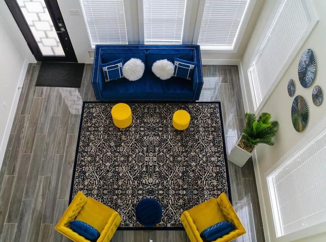 1846 Nomas Street, Dallas, TX 75212