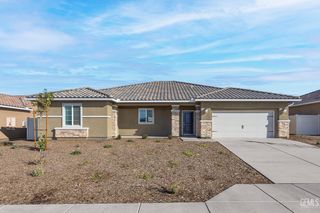 8200 Baldivia Court, Bakersfield, CA 93306