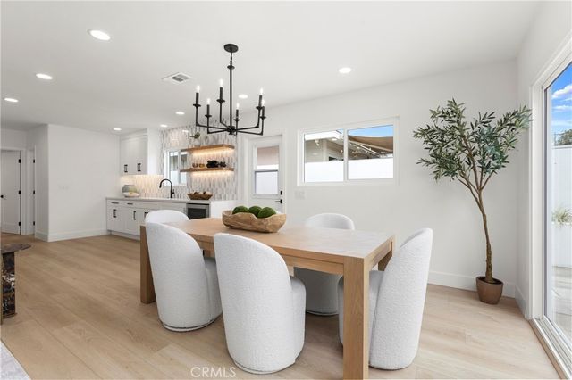 394 Magnolia Street, Costa Mesa, CA 92627