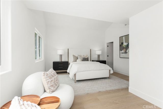 394 Magnolia Street, Costa Mesa, CA 92627