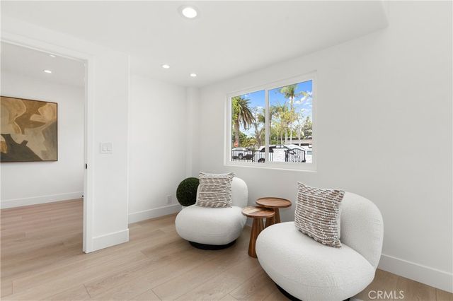 394 Magnolia Street, Costa Mesa, CA 92627