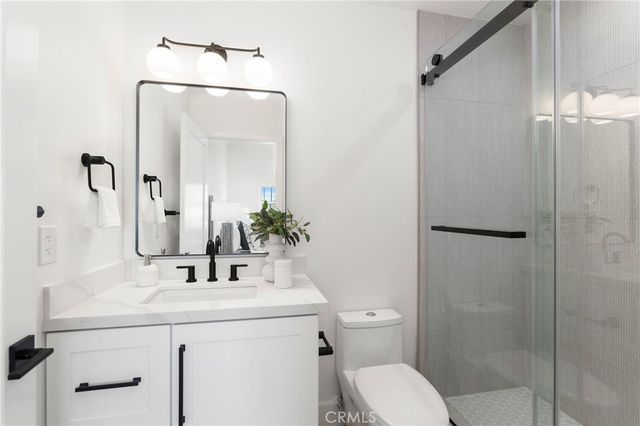 394 Magnolia Street, Costa Mesa, CA 92627