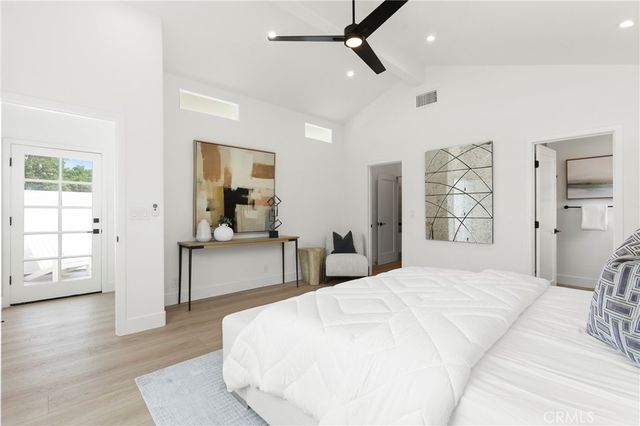 394 Magnolia Street, Costa Mesa, CA 92627