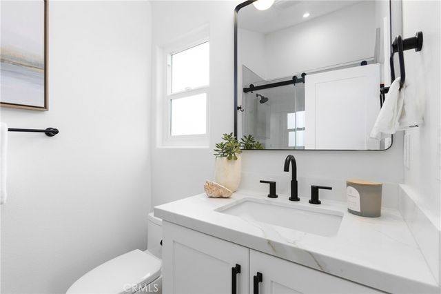 394 Magnolia Street, Costa Mesa, CA 92627