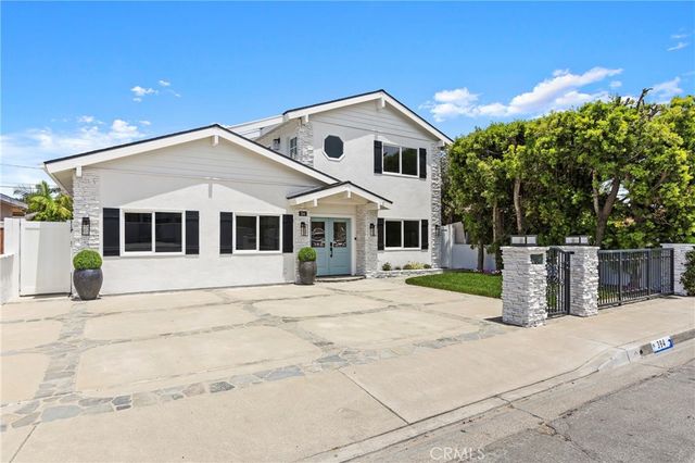 394 Magnolia Street, Costa Mesa, CA 92627