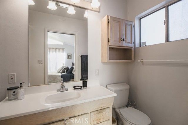 19462 Arminta, Reseda (los Angeles), CA 91335