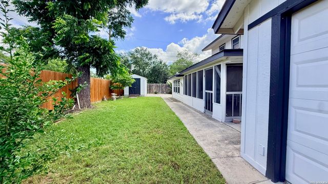 9411 WAHADA AVE, San Antonio, TX 78217