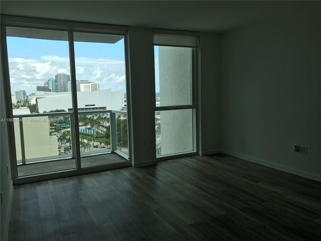 244 Biscayne Blvd 1104, Miami, FL 33132