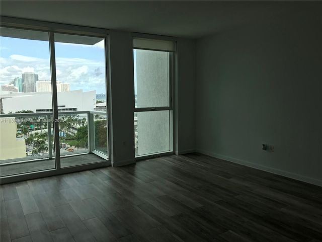 244 Biscayne Blvd 1104, Miami, FL 33132