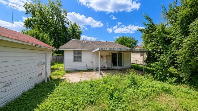 2417 Crittenden Street, Houston, TX 77026