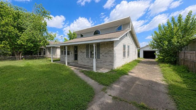 2417 Crittenden Street, Houston, TX 77026