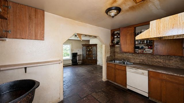 2417 Crittenden Street, Houston, TX 77026
