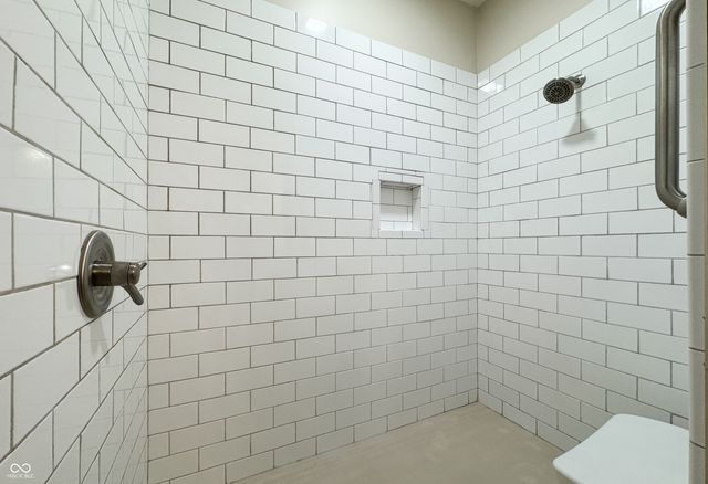 4716 Jennah Way, Terre Haute, IN 47802