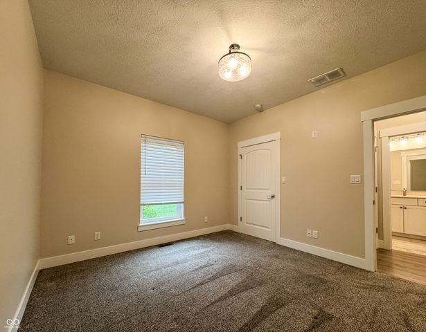 4716 Jennah Way, Terre Haute, IN 47802