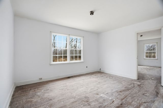 5918 Lakeview Rd, Springfield, TN 37172