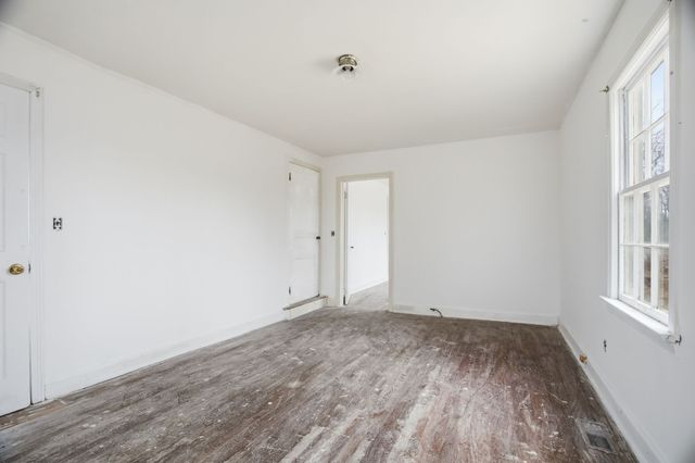 5918 Lakeview Rd, Springfield, TN 37172