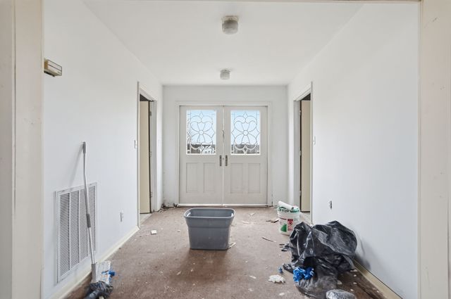 5918 Lakeview Rd, Springfield, TN 37172