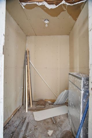 5918 Lakeview Rd, Springfield, TN 37172