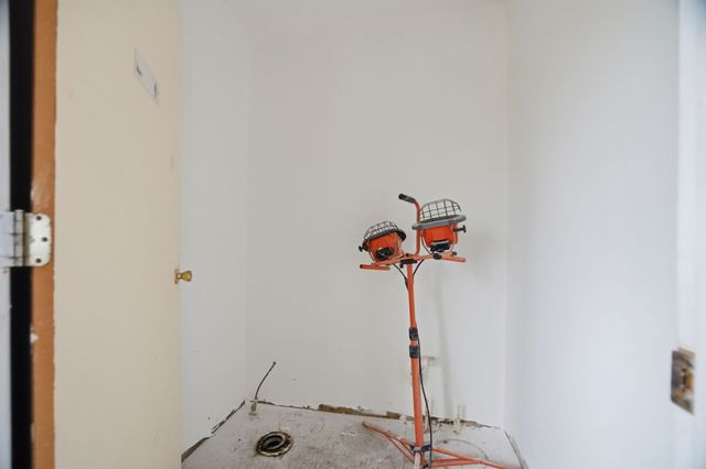 5918 Lakeview Rd, Springfield, TN 37172