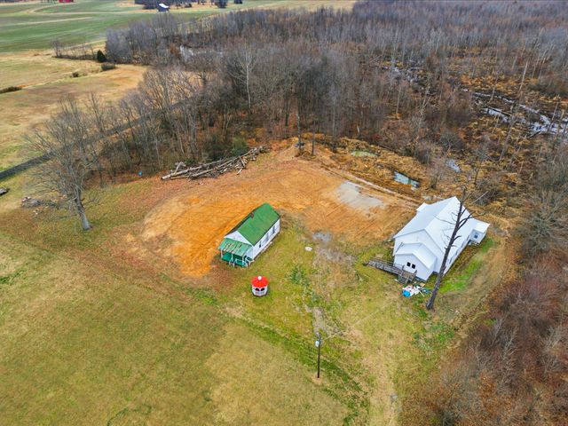 5918 Lakeview Rd, Springfield, TN 37172