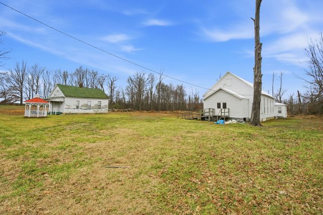 5918 Lakeview Rd, Springfield, TN 37172