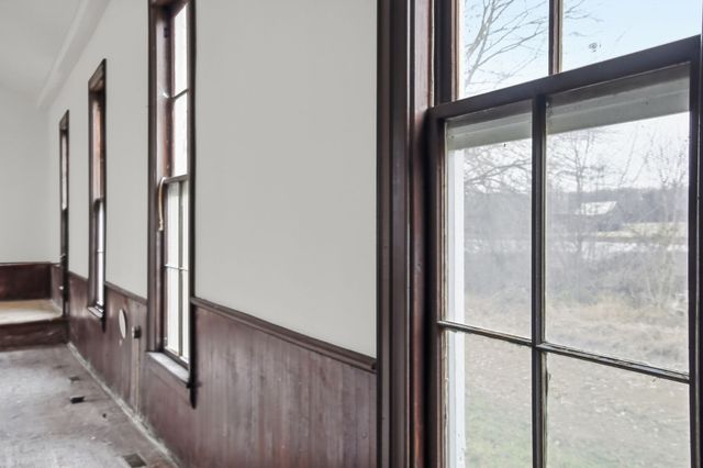 5918 Lakeview Rd, Springfield, TN 37172