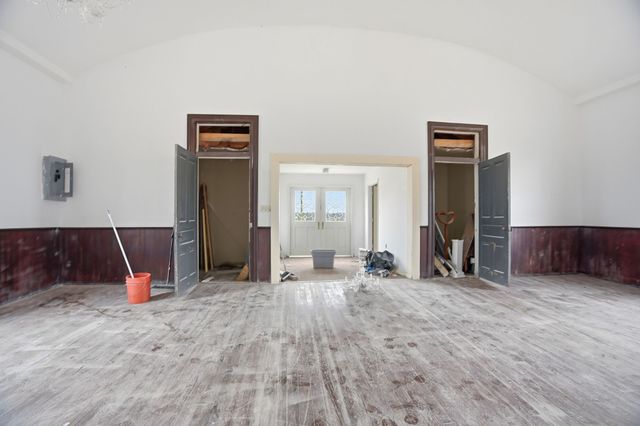 5918 Lakeview Rd, Springfield, TN 37172