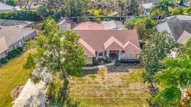 1621 SIR HENRYS TRAIL, Lakeland, FL 33809
