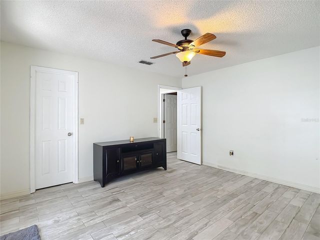 1621 SIR HENRYS TRAIL, Lakeland, FL 33809