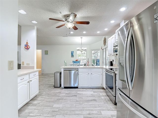 1621 SIR HENRYS TRAIL, Lakeland, FL 33809