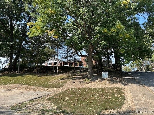 1235 Vance Avenue, New Albany, IN 47150