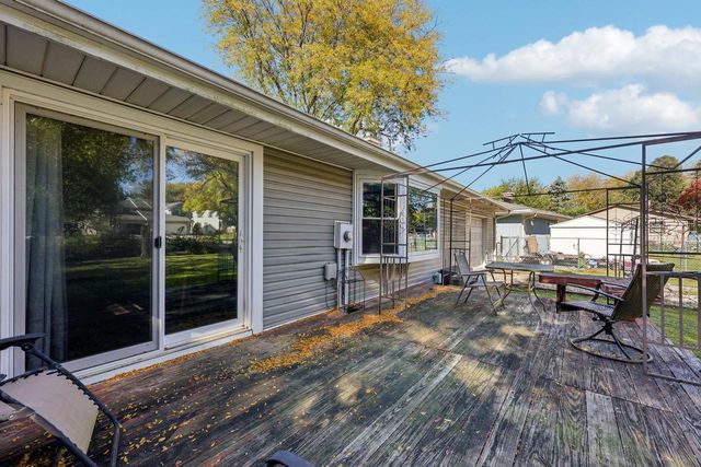 17 St Albans Avenue, Madison, WI 53714
