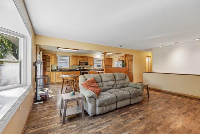 17 St Albans Avenue, Madison, WI 53714