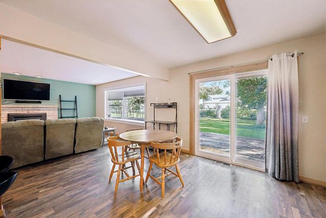 17 St Albans Avenue, Madison, WI 53714