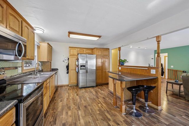 17 St Albans Avenue, Madison, WI 53714