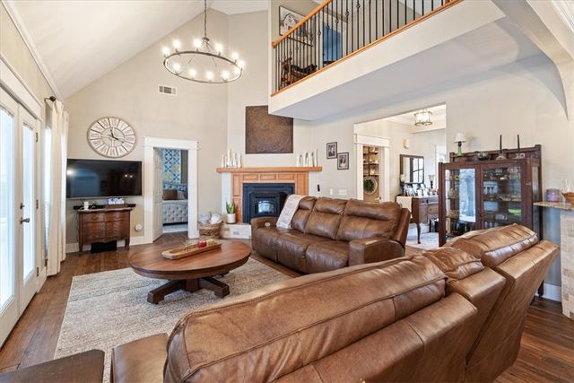 8047 Tillys Hill Road, Decatur, AR 72722