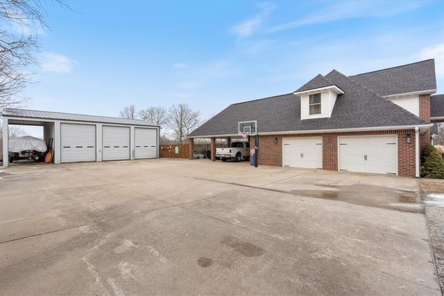 8047 Tillys Hill Road, Decatur, AR 72722