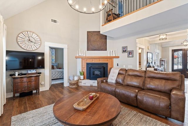 8047 Tillys Hill Road, Decatur, AR 72722