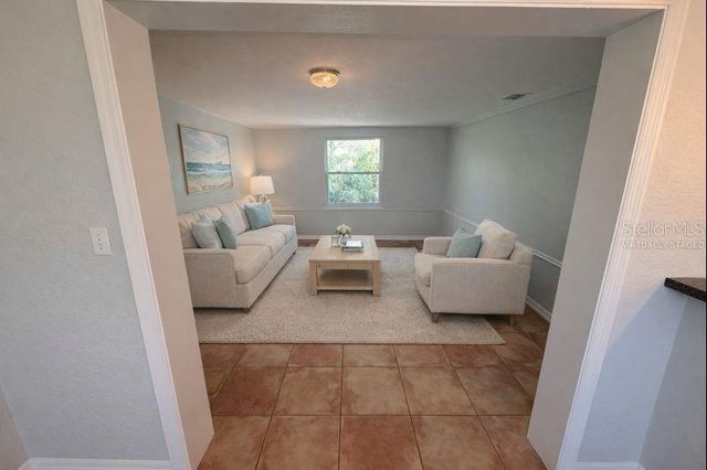 5721 10TH AVENUE N, St Petersburg, FL 33710