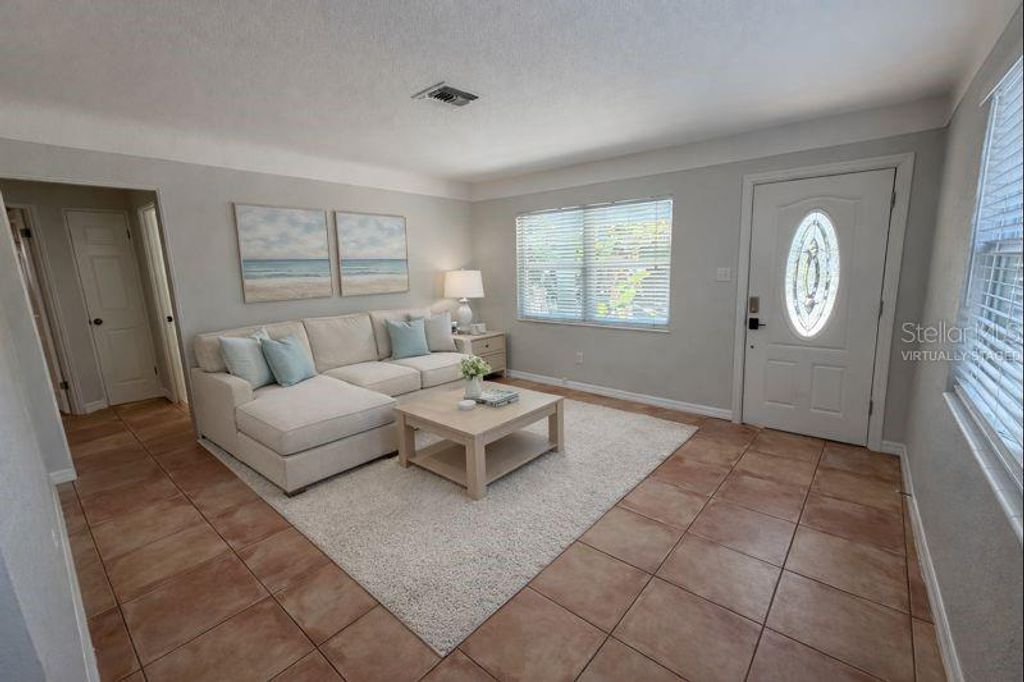 Image 3 of property listing at 5721 10TH AVENUE N, St Petersburg, FL 33710