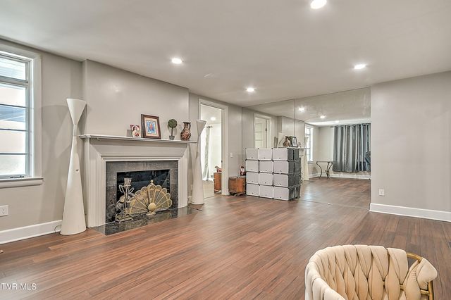 502 Valley Drive, Bristol, VA 24201