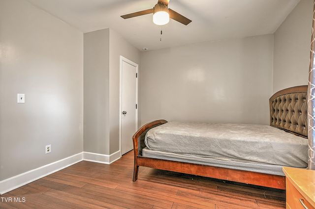 502 Valley Drive, Bristol, VA 24201