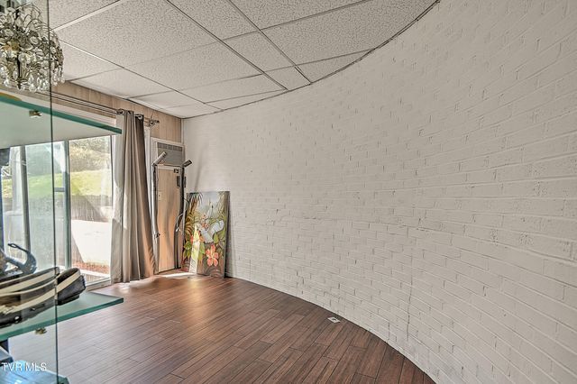 502 Valley Drive, Bristol, VA 24201