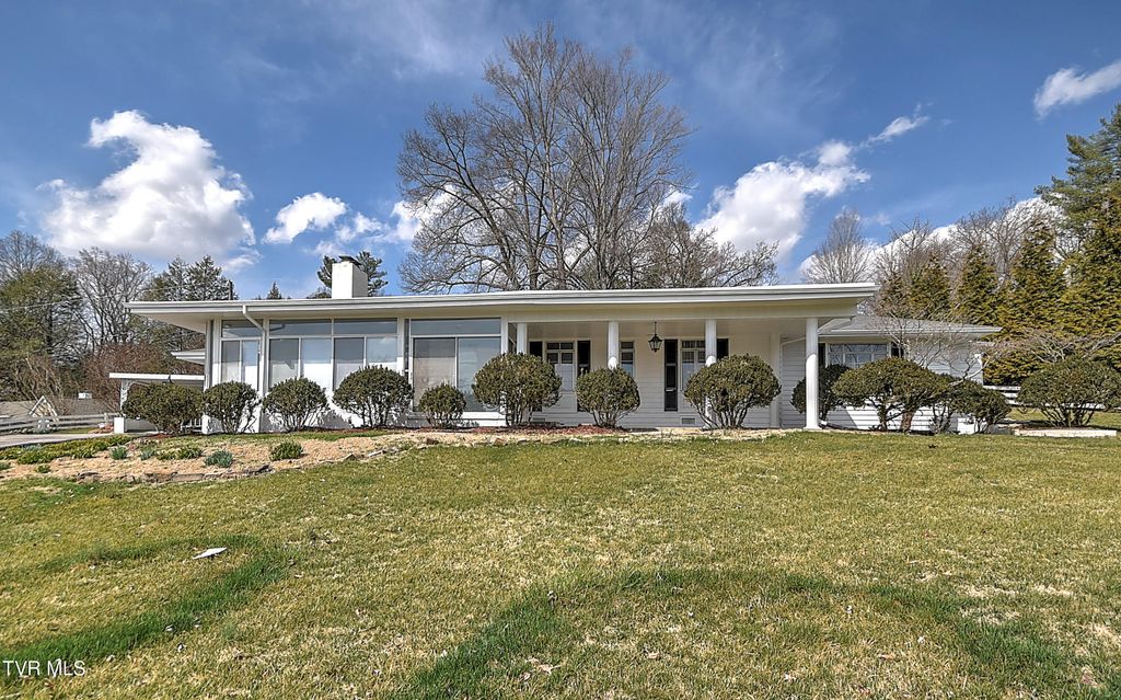 502 Valley Drive, Bristol, VA 24201