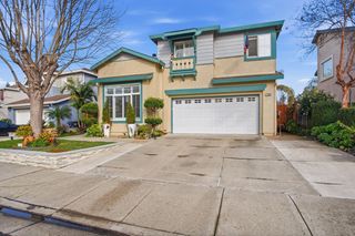 2484 Ontario Dr, Tracy, CA 95304