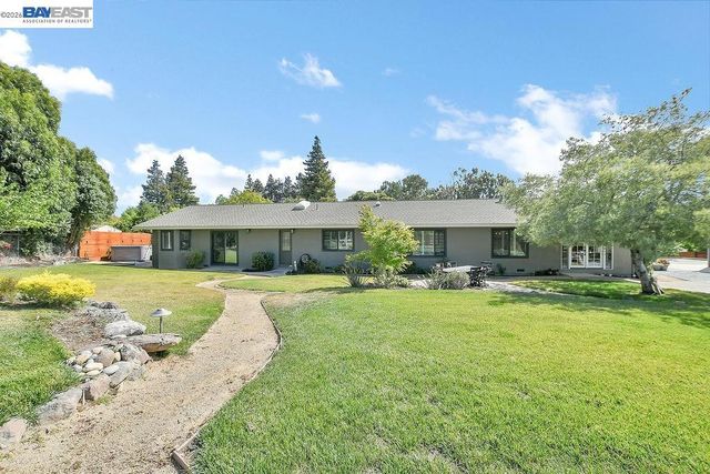 3036 Frandoras Cir, Oakley, CA 94561