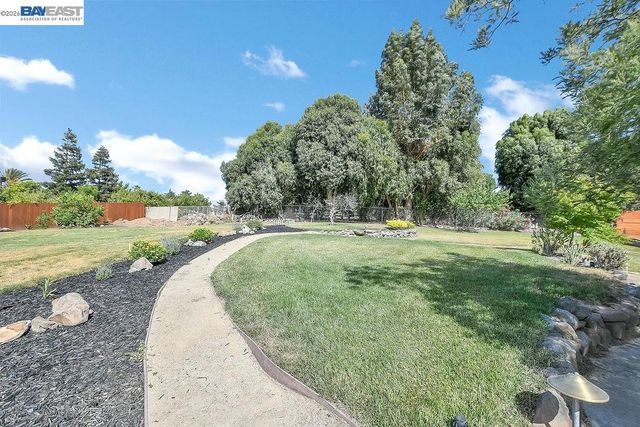 3036 Frandoras Cir, Oakley, CA 94561