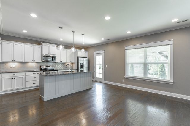 8448 Gray Fox Court, Ooltewah, TN 37363