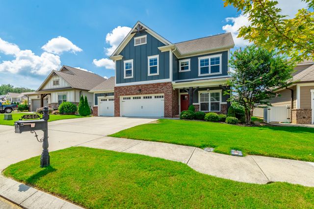8448 Gray Fox Court, Ooltewah, TN 37363