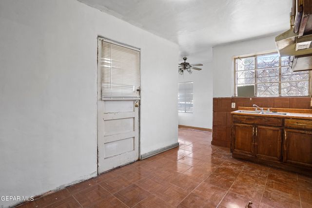 3501 TAYLOR Avenue, El Paso, TX 79930